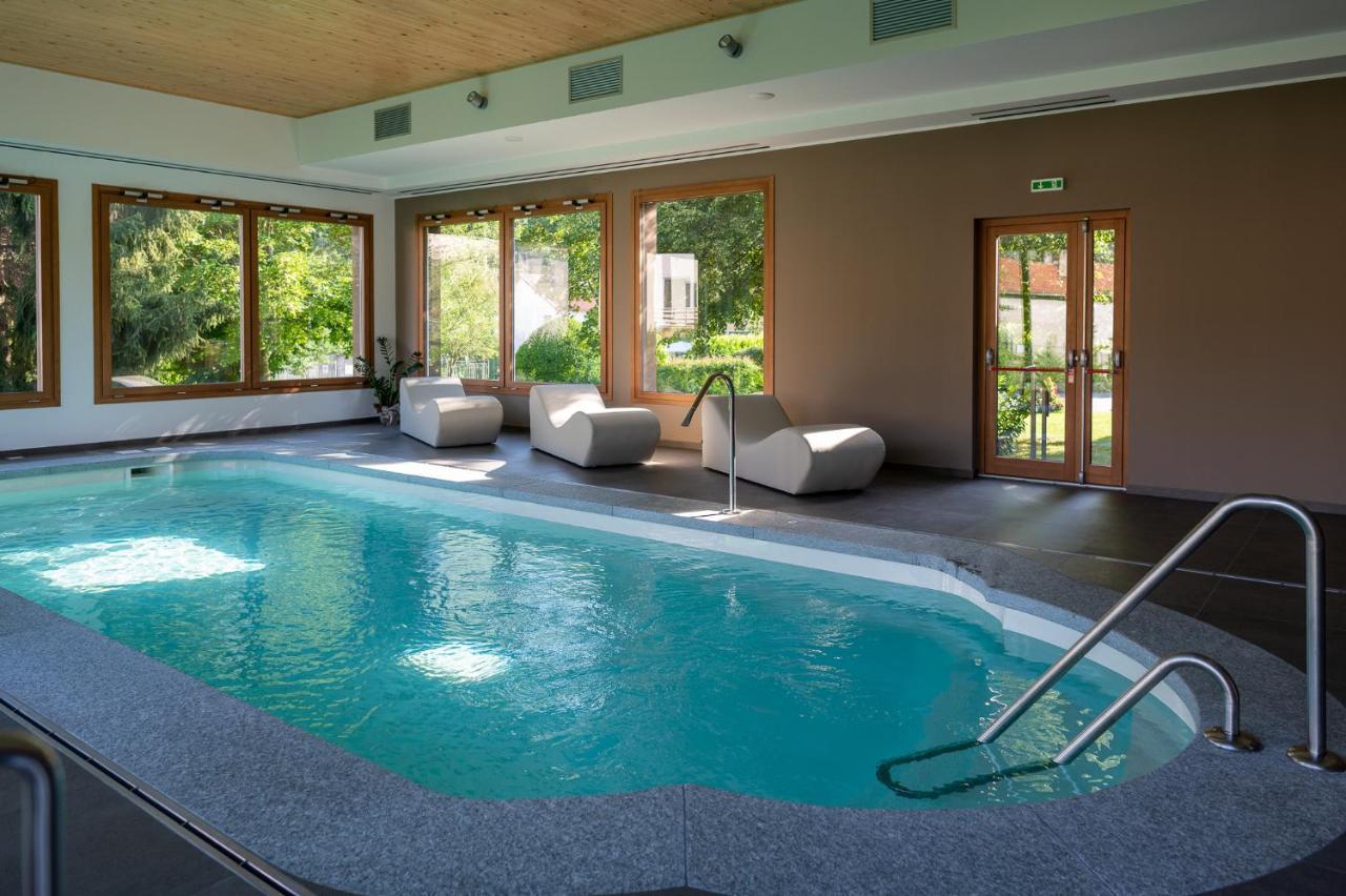 Hotel Villa Elia Calizzano Екстериор снимка